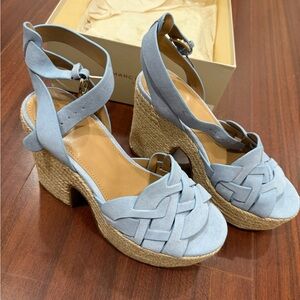 Like New Marc Fisher Light Blue Woven Wedges